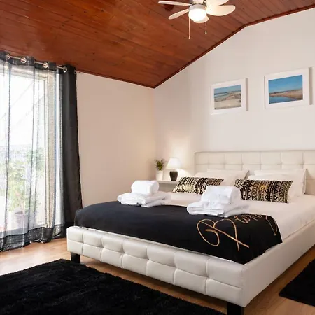 Feeltheland Ria Appartement