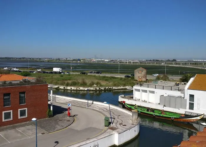 アパート Feeltheland Ria